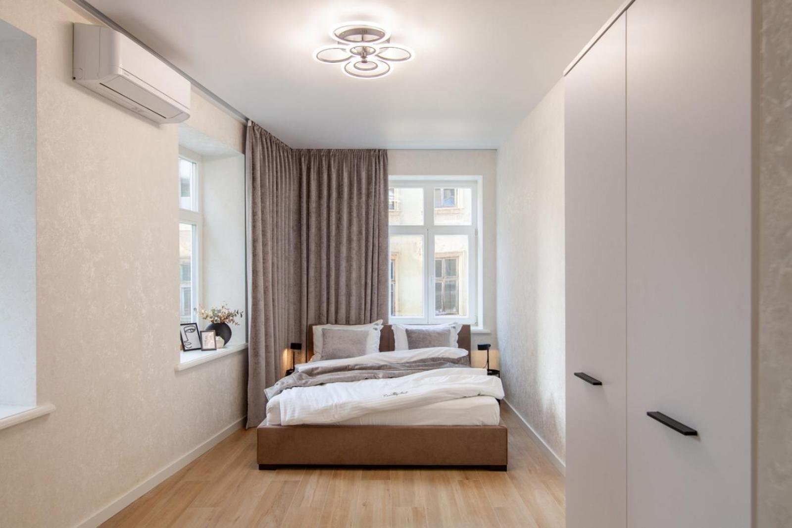 Romari Дорошенка 13 Apartment Lviv Luaran gambar